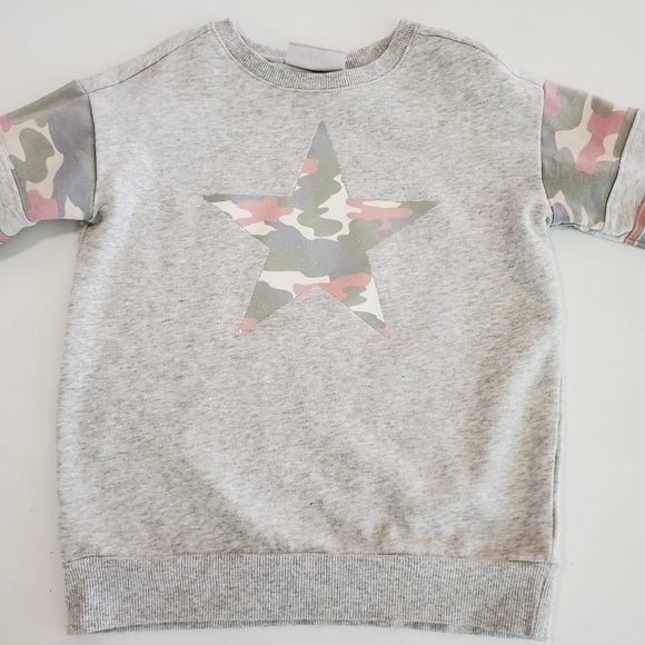 BK02 * The Children's Place Girls Camo Star Sweatshirt Gray Pink Size S (5/6) - Picture 7 of 8